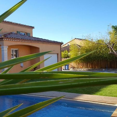 Maison Les Pins Aigues-Mortes Bagian luar foto