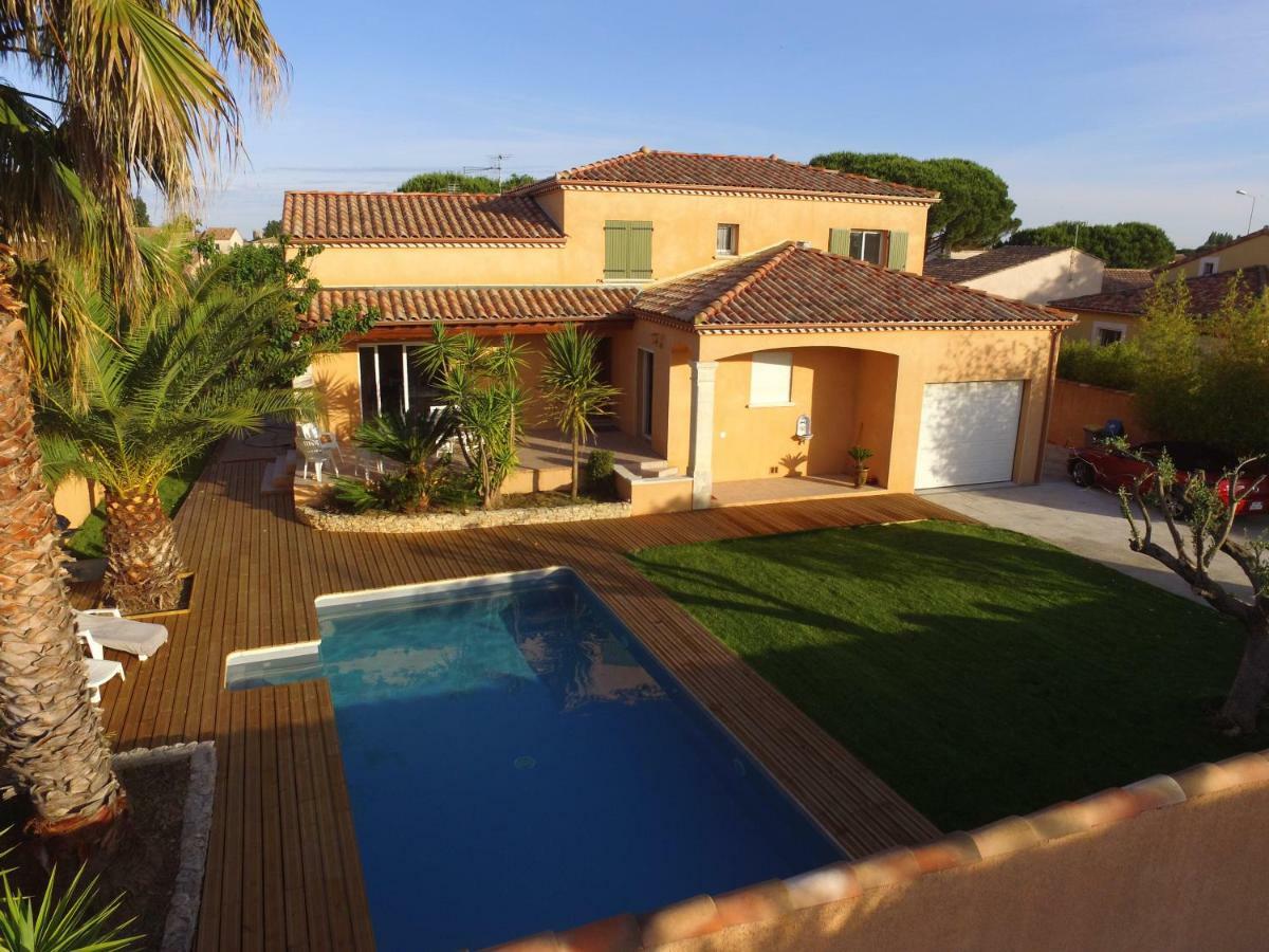 Maison Les Pins Aigues-Mortes Bagian luar foto